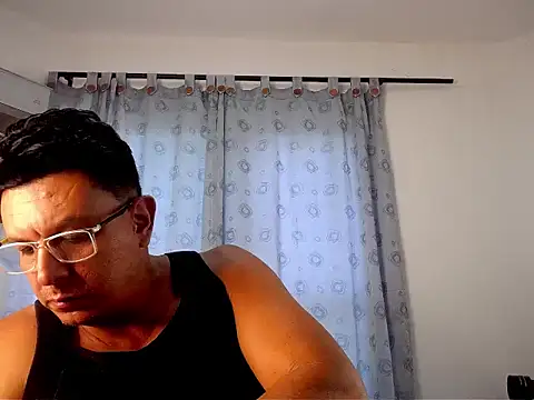 Snapshot of pedropicapi chatting on 12.02.25 pedropicapi online show from 12.02.25