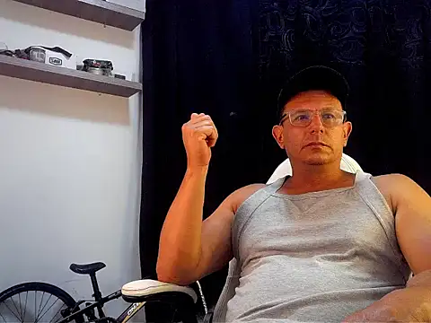 Snapshot of pedropicapi chatting on 02.27.26 pedropicapi online show from 02.27.26