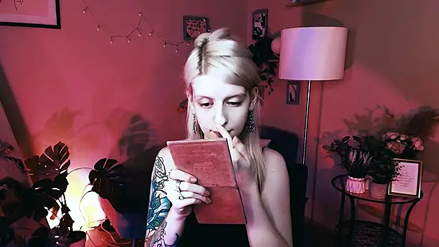 Noah ElmerX online show from 10.30.25