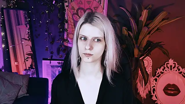 Snapshot of Noah_ElmerX chatting on 06.17.26 Noah ElmerX online show from 06.17.26