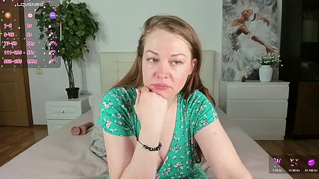 Snapshot of CutieGinger chatting on 03.04.26 CutieGinger online show from 03.04.26