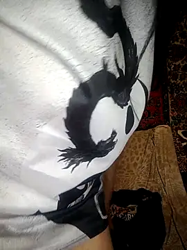 Lovely Lori online show from 11.26.25