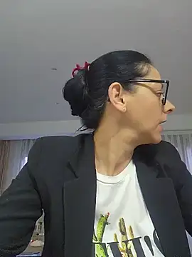 bruneta sexy23 online show from 05.17.26