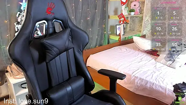 Snapshot of Michel_Momsen chatting on 01.12.25 Michel Momsen online show from 01.12.25