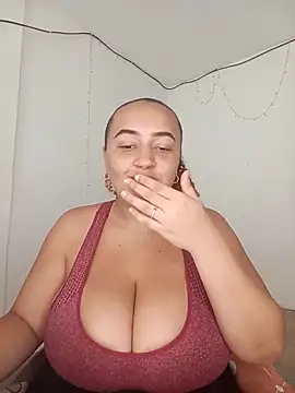 Miss-boobs online show from 12.29.24