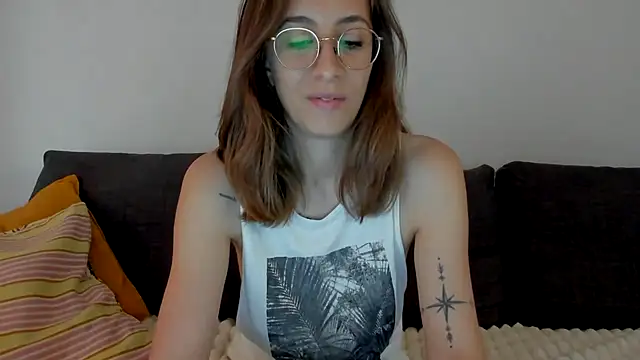 DesireMore90 online show from 05.05.26