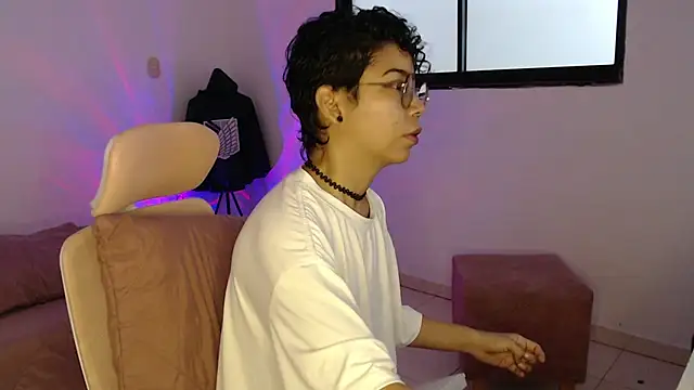 Putaku San online show from 06.01.26