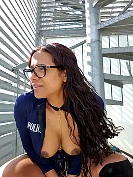 Snapshot of Allana_Squirt chatting on 03.01.25 Allana Squirt online show from 03.01.25