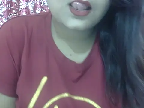 Snapshot of Lusty_Wife1 chatting on 05.06.26 Lusty Wife1 online show from 05.06.26