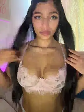Snapshot of AgathaGeorgiou chatting on 05.15.26 AgathaGeorgiou online show from 05.15.26