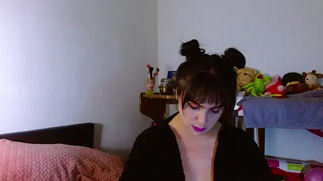 collette beaufoy  online show from 06.17.26