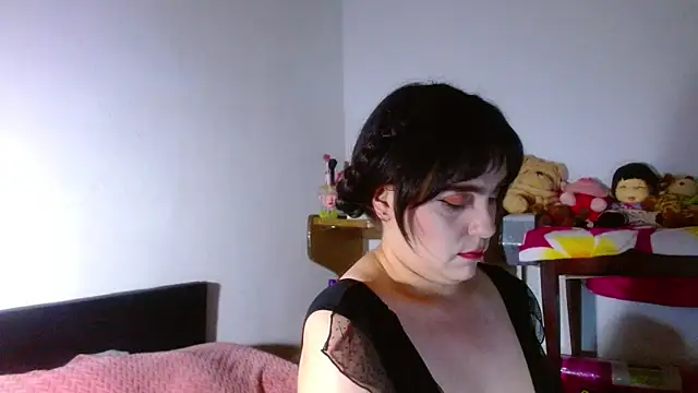 collette beaufoy  online show from 06.25.26