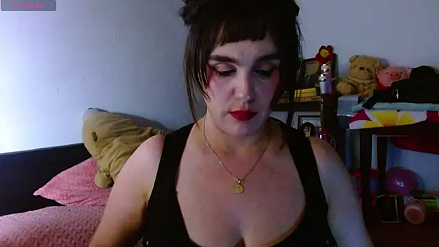 collette beaufoy  online show from 07.06.26