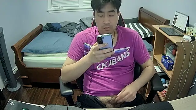 Snapshot of Koreanboy171 chatting on 03.09.26 Koreanboy171 online show from 03.09.26