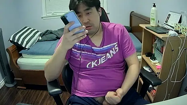 Snapshot of Koreanboy171 chatting on 03.31.26 Koreanboy171 online show from 03.31.26