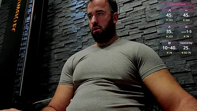 Snapshot of David_Big_Daddy chatting on 11.14.25 David Big Daddy online show from 11.14.25