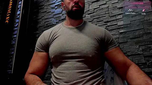 Snapshot of David_Big_Daddy chatting on 12.13.25 David Big Daddy online show from 12.13.25