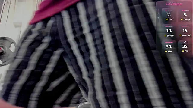 Snapshot of David_Big_Daddy chatting on 12.16.25 David Big Daddy online show from 12.16.25