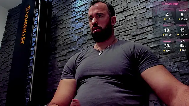 Snapshot of David_Big_Daddy chatting on 02.01.26 David Big Daddy online show from 02.01.26