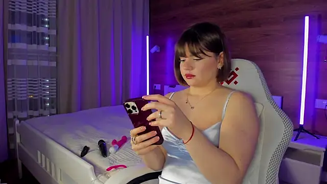 Snapshot of Elizabeth_Hottie_ chatting on 02.11.26 Elizabeth Hottie online show from 02.11.26