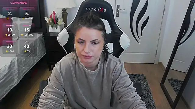 AmyPure  online show from 04.22.26