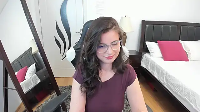 Snapshot of AmyPure_ chatting on 04.30.26 AmyPure online show from 04.30.26