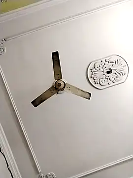 Snapshot of IndianPornStarRavee chatting on 02.15.26 IndianPornStarRavee online show from 02.15.26