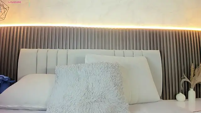 SHANONCLARK online show from 11.13.25