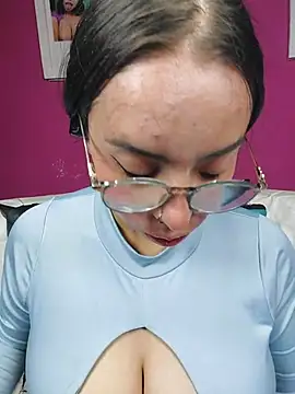 valentina swallow online show from 07.22.26