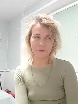 Linda Gregory online show from 01.15.25