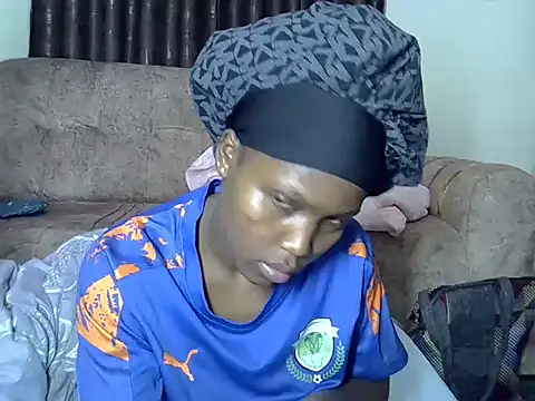 AurelAda online show from 10.22.25