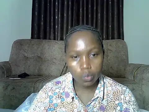 Snapshot of AurelAda chatting on 02.05.26 AurelAda online show from 02.05.26