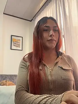 jesica  simpson online show from 02.21.25