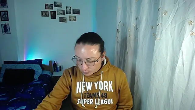 Snapshot of monkeywillwhite chatting on 02.09.26 monkeywillwhite online show from 02.09.26