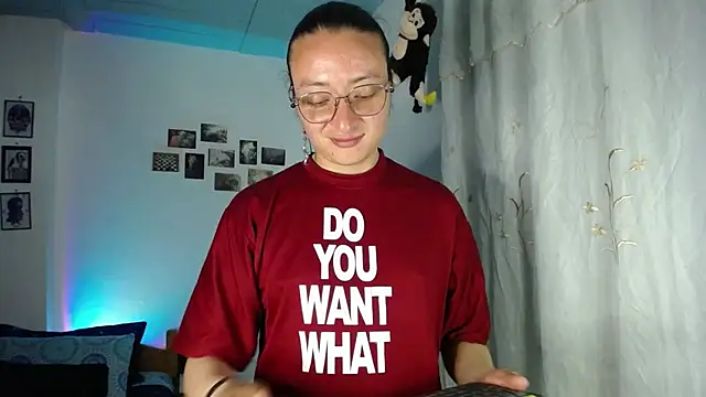 Snapshot of monkeywillwhite chatting on 02.15.26 monkeywillwhite online show from 02.15.26