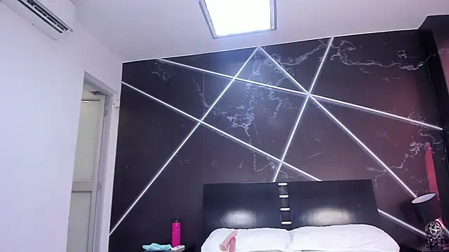  valeriiee  online show from 01.18.25