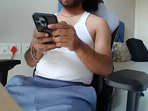 Snapshot of insanefreak69 chatting on 03.05.26 insanefreak69 online show from 03.05.26