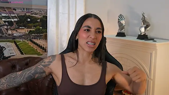 Snapshot of KAYLA_BATISTA chatting on 06.18.26 KAYLA BATISTA online show from 06.18.26