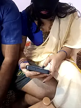 Mallu-Gayathri Arun online show from 02.05.25