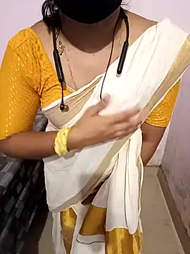 Mallu-Gayathri Arun online show from 03.12.26