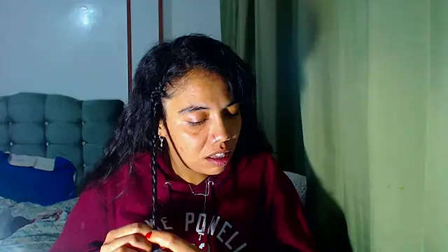 AmaraRoberts420 online show from 02.01.26