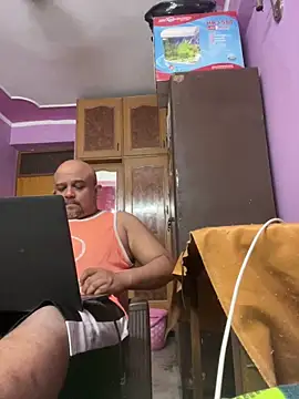 Dick 6inches online show from 05.03.26