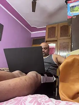 Snapshot of Dick_6inches chatting on 06.05.26 Dick 6inches online show from 06.05.26