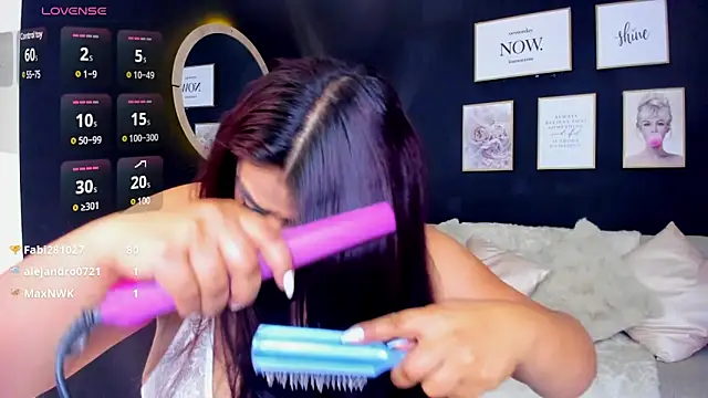 silvia lane online show from 03.11.25