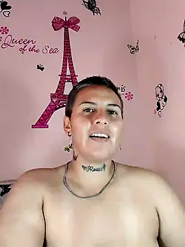 Snapshot of Yessi_rousse chatting on 02.19.25 Yessi rousse online show from 02.19.25