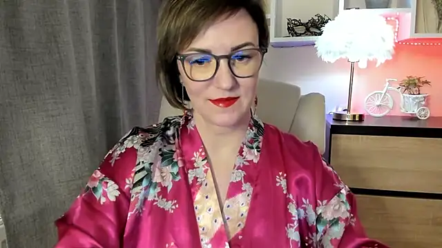 feliziaDesire online show from 11.06.25