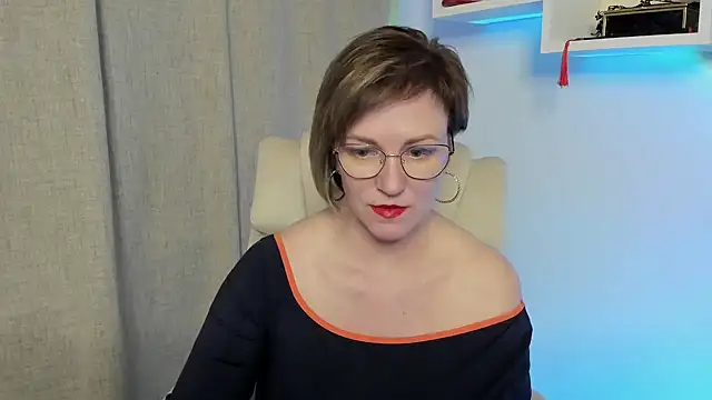 feliziaDesire online show from 05.06.26