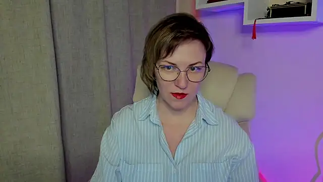 feliziaDesire online show from 05.13.26