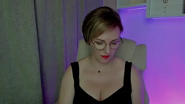 feliziaDesire online show from 08.09.26