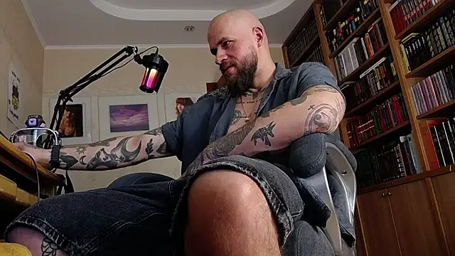 Snapshot of FindomJason chatting on 06.24.26 FindomJason online show from 06.24.26